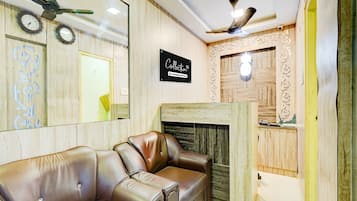 House | Reception