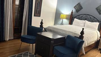 4 chambres, fer et planche à repasser, Wi-Fi, draps fournis