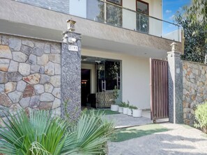 House | Reception - Super Collection O Sector 108 Noida (Noida)