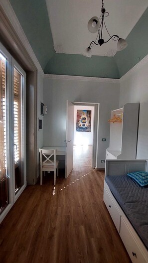 WiFi, bed sheets - Elenahouse in the Kalsa (Palermo)