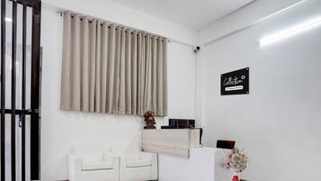 House | Reception