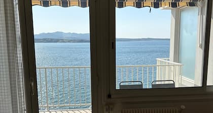 RENT FURNISHED T2 FACING THE SEA IN THE HEART OF SANARY