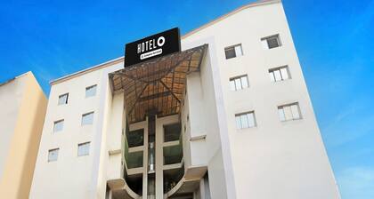 Deluxe Super Hotel O Bhagalpur Railway Junction