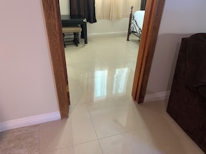 1 bedroom, WiFi, bed sheets - Wonderful new 1-bedroom house in delightful Los Angeles with AC high speed WiFi (Los Angeles)
