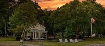 Grace Creek Cottage, Minutes to St. Michaels, Pool, Dock