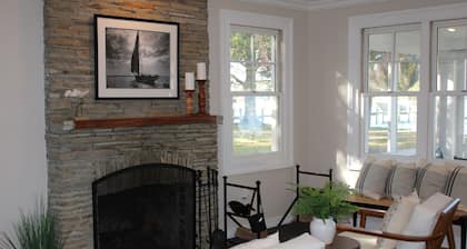 Grace Creek Cottage, Minutes to St. Michaels, Pool, Dock