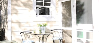 Grace Creek Cottage, Minutes to St. Michaels, Pool, Dock