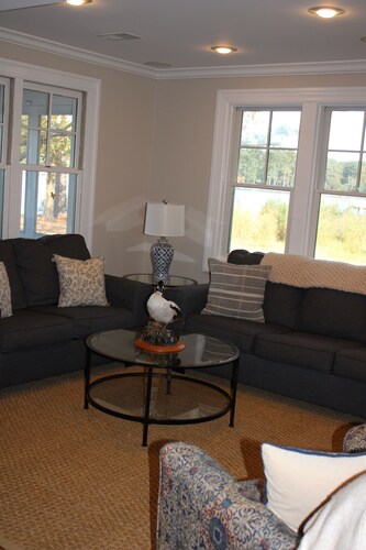 Grace Creek Cottage, Minutes to St. Michaels, Pool, Dock