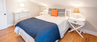 Grace Creek Cottage, Minutes to St. Michaels, Pool, Dock