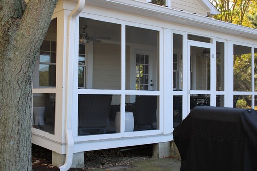 Grace Creek Cottage, Minutes to St. Michaels, Pool, Dock