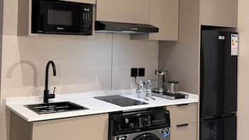 Studio, 1 chambre, accessible aux personnes à mobilité réduite, fumeurs | Cuisine privée