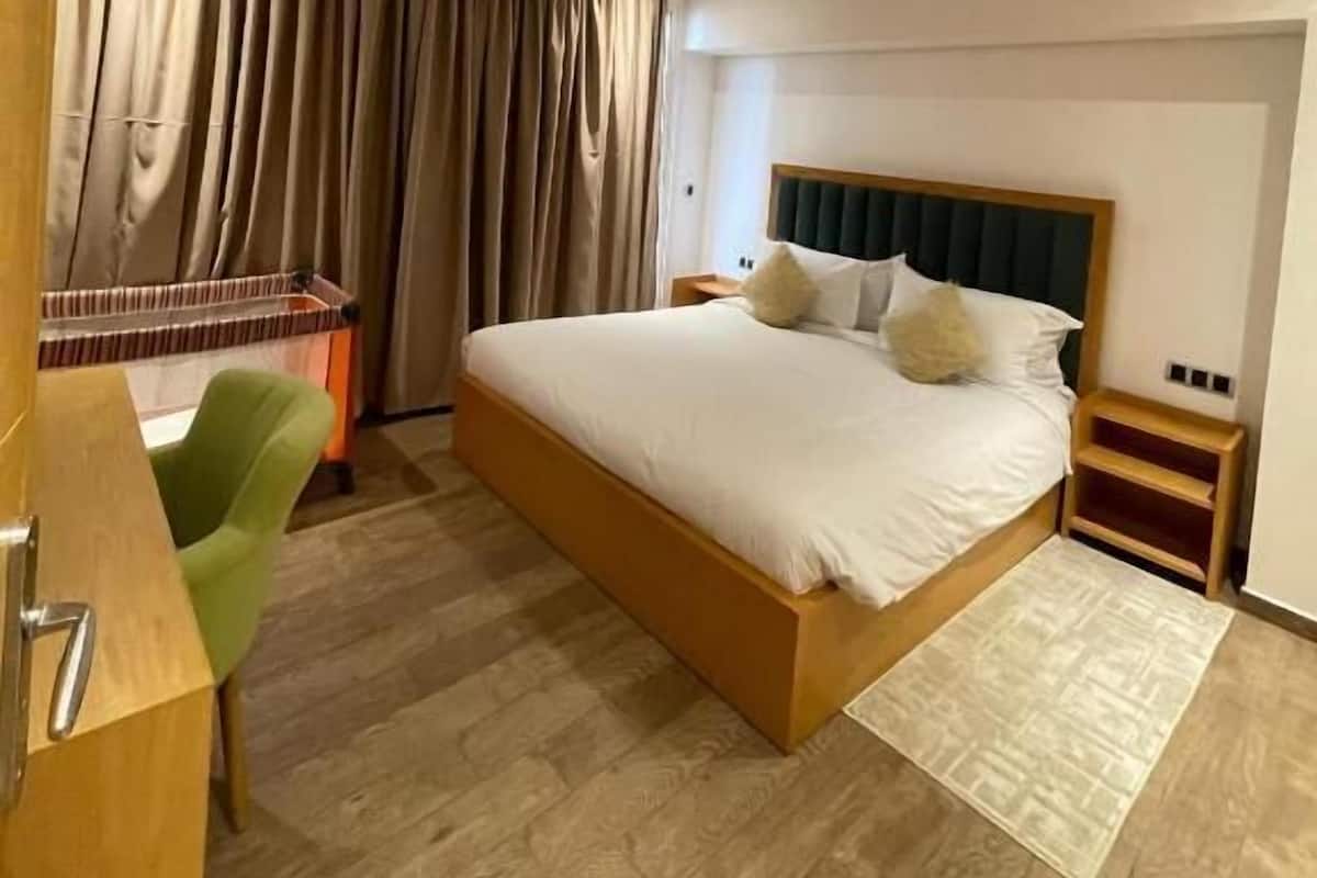 デラックス アパートメント バルコニー シティビュー