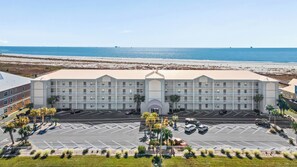Exterior - The Inn #412 ~ Top Floor ~ Amazing Views (Dauphin Island)