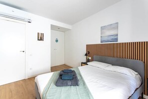 Zimmersafe, Bügeleisen/Bügelbrett, WLAN, Bettwäsche