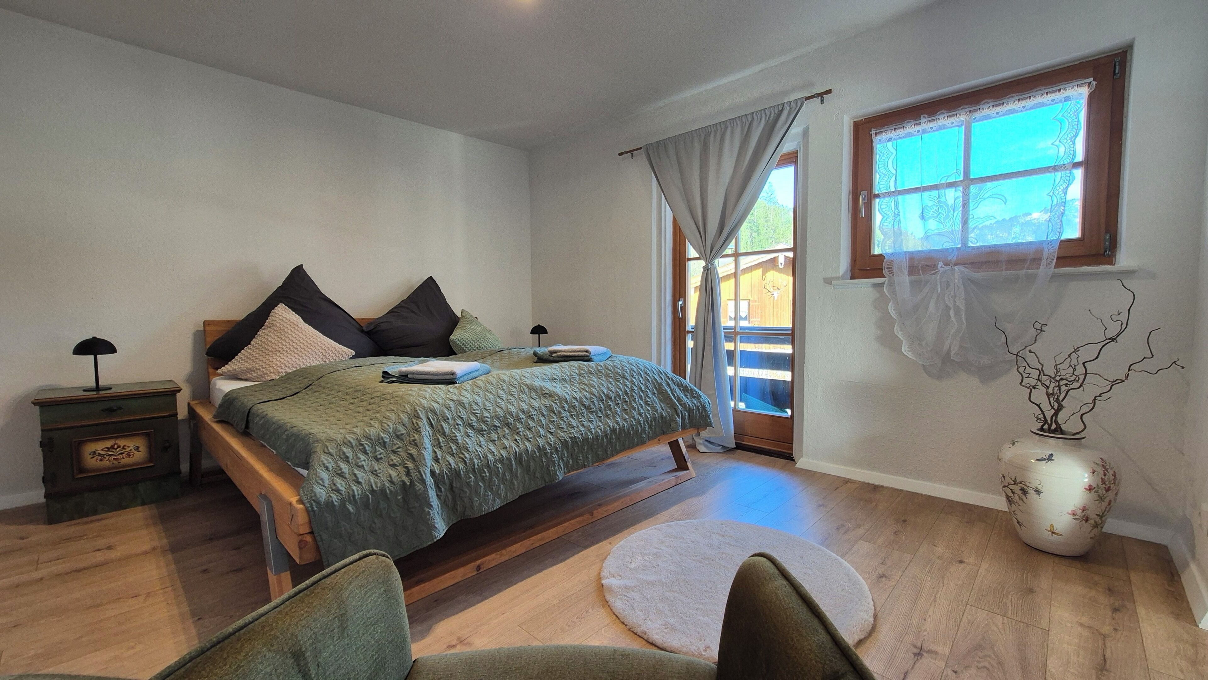 1 chambre, lit parapluie, Wi-Fi gratuit, draps fournis