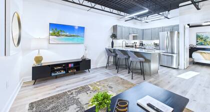 Stylish Loft Minutes From Beach Port - Unit 204