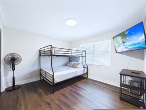 House, Accessible - Indian Harbor Beach Pool Retreat (Indian Harbour Beach)