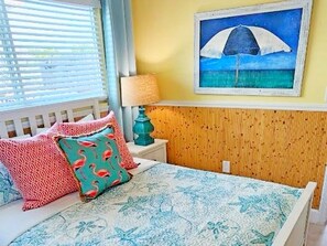 House | 2 bedrooms - Waterfront Retreat 35 Dock Hot Tub Pool (Marathon)