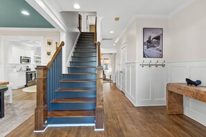 Interior - Downtown Wilmington | Walk to Riverwalk & Live Oak (Wilmington)