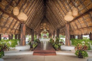 Property grounds - Avalon del Sol - Your Caribbean Getaway, Just Blocks from the Beach & 5th Avenue (Playa del Carmen)