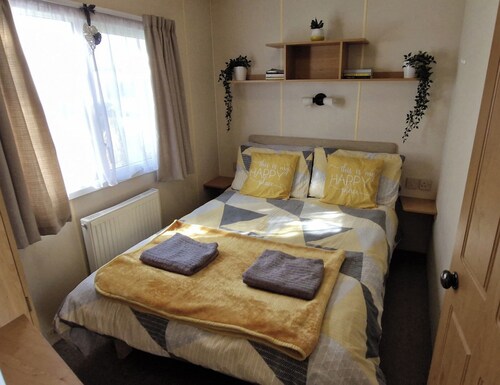 Woodland View Dog Friendly Spacious Lodge