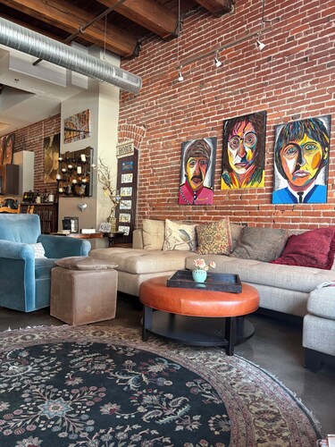 Local Artist Loft in River Market - 2026 World Cup