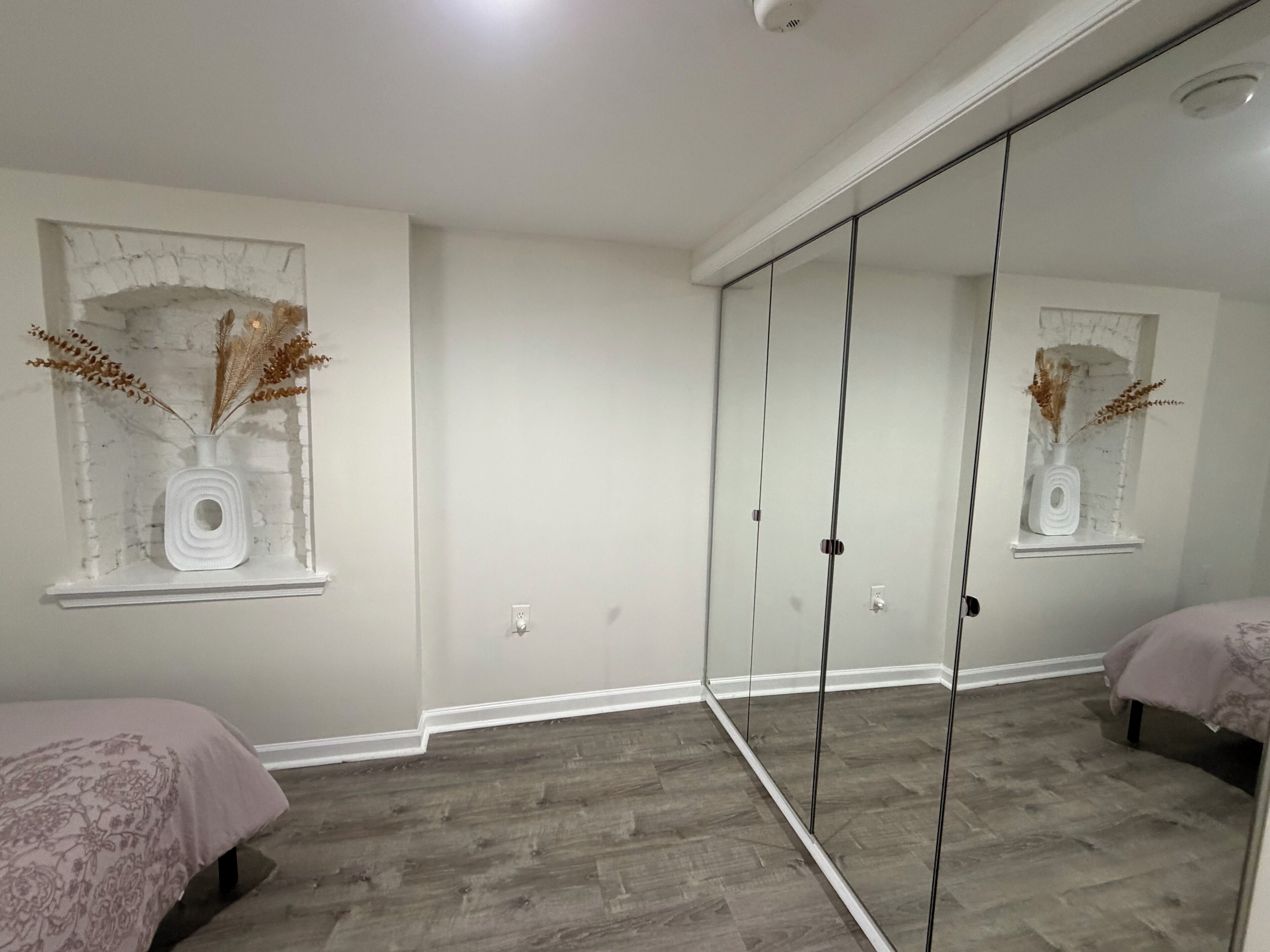 1 chambre, fer et planche à repasser, Wi-Fi, literie fournie