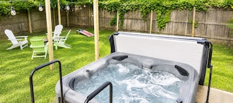 Coastal Comfort | Sauna, HotTub & Games near Dunes