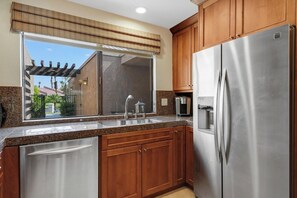 Microwave, oven, stovetop, dishwasher - Modern Fairway Retreat with Pool access in Bermuda Dunes Country Club. (Bermuda Dunes)