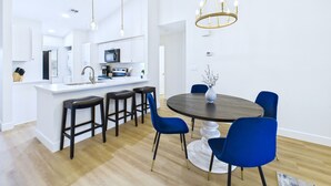 House | 2 bilik tidur