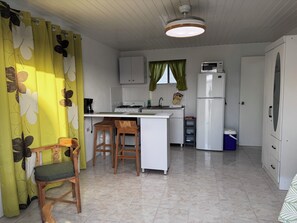 Private kitchen - Studio Apartment in Seroe Blanco, Unit #77C (Oranjestad)