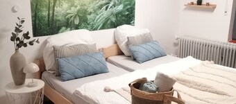 Alpenzeit Grünenbach - cozy, free parking, balcony and bathtub