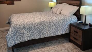1 chambre, fer et planche Ă repasser, Wi-Fi, draps fournis