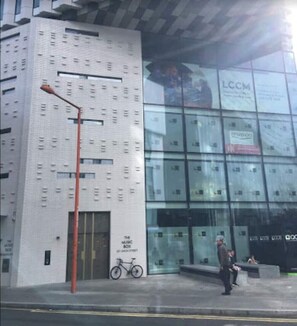 Exterior - Modern 2Bed w/AC | 24hr Concierge | Central London (London)
