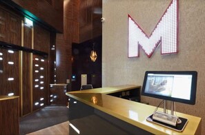 Lobby - Modern 2Bed w/AC | 24hr Concierge | Central London (London)