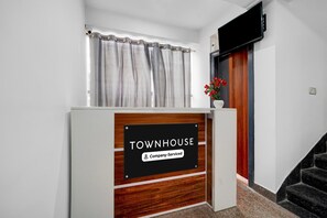 House | Reception - Deluxe Townhouse Whitefield Railway Station (Bengaluru)