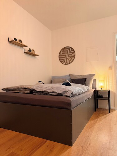 Cozy studio near university & hospital by CASTORA HOMES