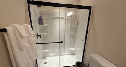 Modern Spacious Rawlins Apartment w/ Mortal Combat Video Game Console, #3A