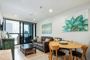 Interior - Central 2BR Escape w Pool & Gym  Zodiak Stays (Auckland)