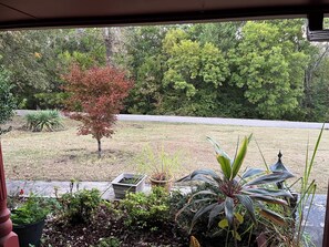 المنطقة المحيطة بالمنشأة