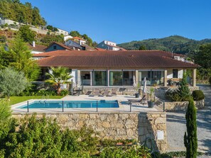 Pool - An unforgettable chapter in green Minho, next to Peneda-Gerês (Ponte da Barca)