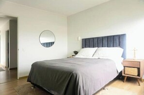 3 bedrooms, iron/ironing board, WiFi, bed sheets - Apartamento Moderno em Edifício de Luxo - 3 beds/3 baths (Miraflores)