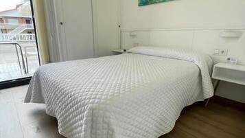 Classic Double Room, Garden View