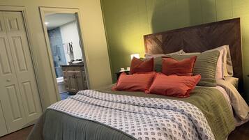 1 bedroom, free WiFi, bed sheets