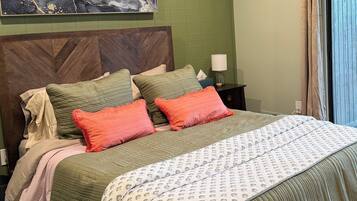 1 bedroom, free WiFi, bed sheets