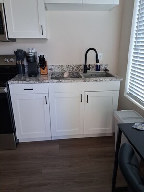Microwave, oven, stovetop, dishwasher