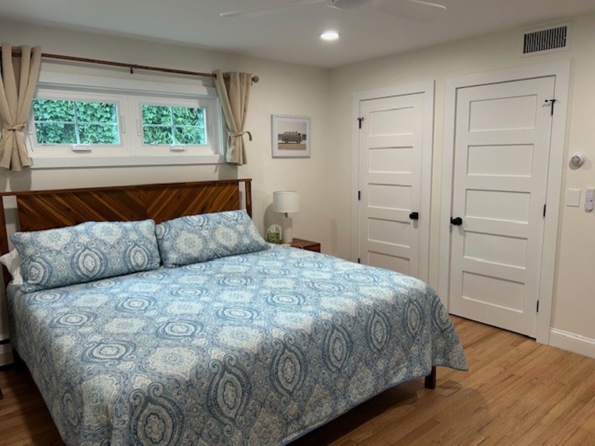 3 bedrooms, iron/ironing board, free WiFi