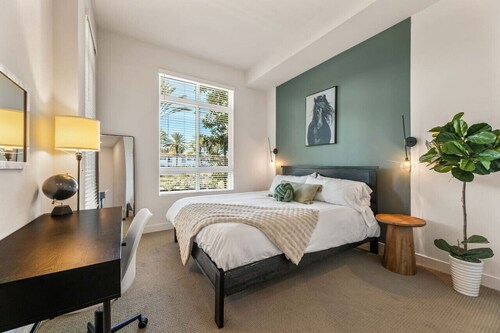 South Coast Apartment Home | Top Amenities