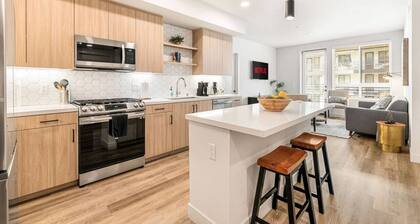 South Coast Modern: 2BD Gem | Pool, Gym + Parking