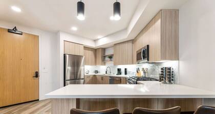 Chic & Cozy Condo | South Coast | Mins to Irvine